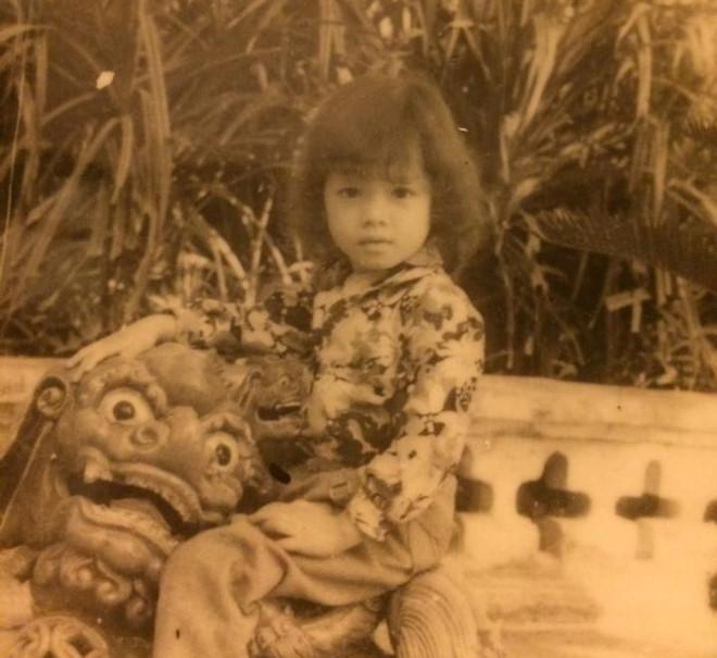 Lý Nhã Kỳ rơi nước mắt kể về tuổi thơ nghèo khó ăn khoai luộc trừ bữa-3