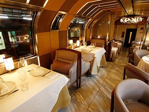Khám phá nội thất sang chảnh trong tàu du lịch của giới siêu giàu