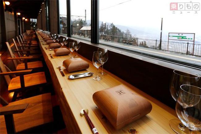 Khám phá nội thất sang chảnh trong tàu du lịch của giới siêu giàu-12