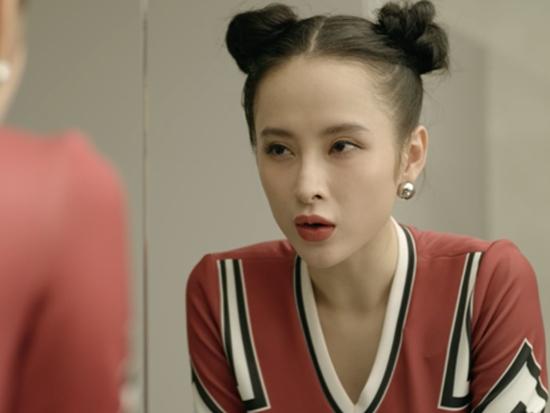 Angela Phương Trinh đang toan tính điều gì với âm mưu 'đánh rắn dập đầu'?