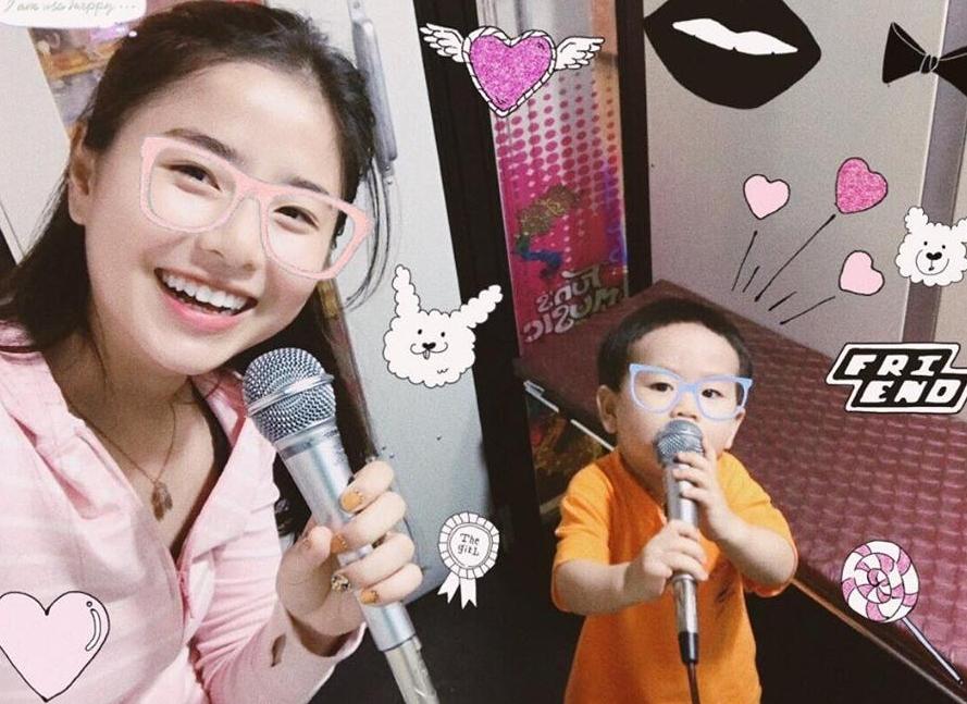 Hot girl - hot boy Việt 7/9: Minh Châu chìm đắm khi cover Em gái mưa của Hương Tràm-5