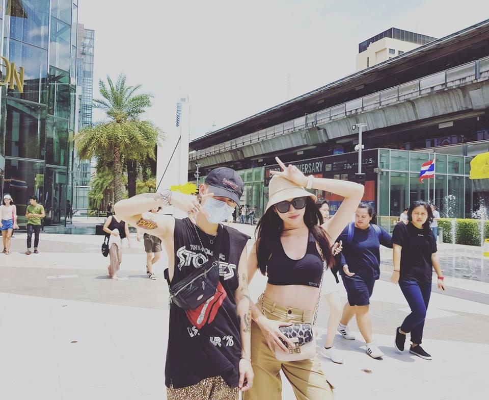 Hot girl - hot boy Việt 7/9: Minh Châu chìm đắm khi cover Em gái mưa của Hương Tràm-9