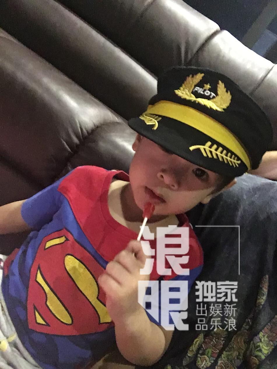 Cuối cùng cũng lộ diện con trai nam thần Ngô Tôn, đẹp hoàn hảo y chang bố-4