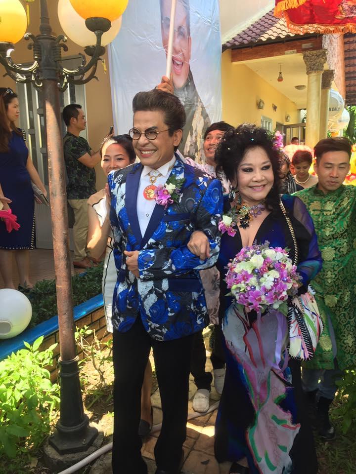 Chỉ là làm từ thiện thôi, sao Việt cũng bị ném đá không thương tiếc-5