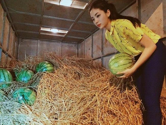 Chỉ là làm từ thiện thôi, sao Việt cũng bị ném đá không thương tiếc-7