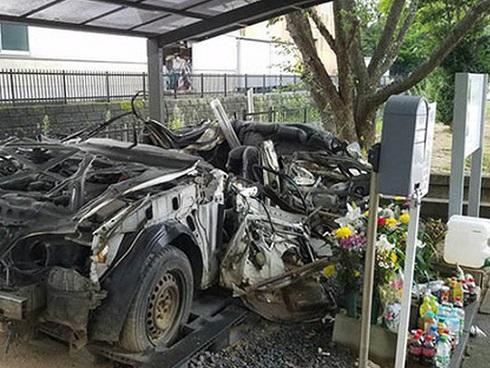 Chiếc xe ô tô bị đâm nát, sở cảnh sát Nhật Bản đem về 'thờ' và câu chuyện khiến nhiều người rơi nước mắt