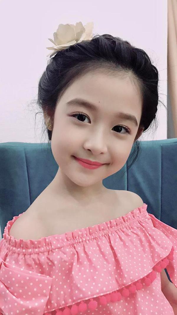 Vẻ đẹp thiên thần của 3 tiểu mỹ nhân nổi như cồn trên mạng xã hội-1