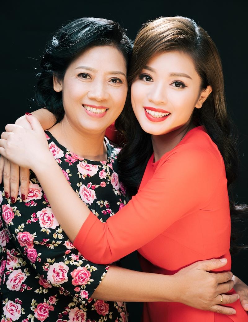 Mùa Vu Lan, đồng loạt ca sĩ Việt kính dâng tình yêu với cha mẹ qua âm nhạc-2
