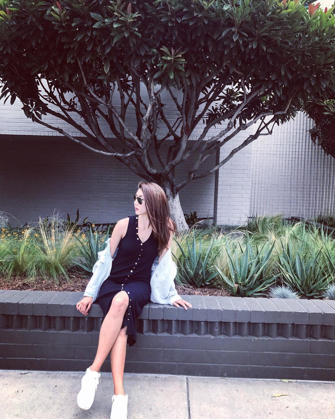 Tin sao Việt 7/9: Mạc Hồng Quân an nhiên bên vợ con sau thời gian lên tuyển-7