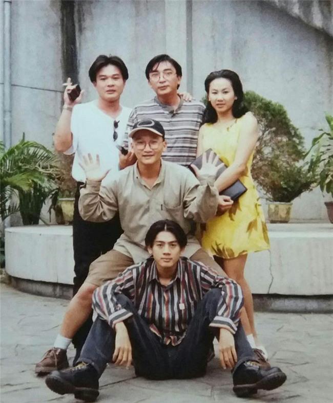 Lâm Chí Khanh hé lộ mối tình với Ưng Hoàng Phúc và những bức ảnh hiếm-4