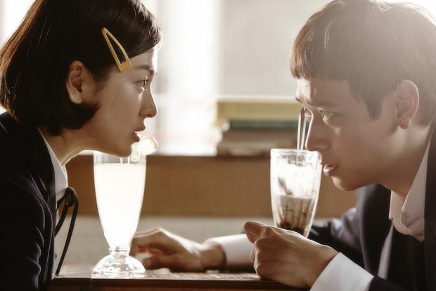 30, 40 tuổi sao Hàn vẫn cạnh tranh độ trẻ khi liên tục mặc đồng phục tới trường-4