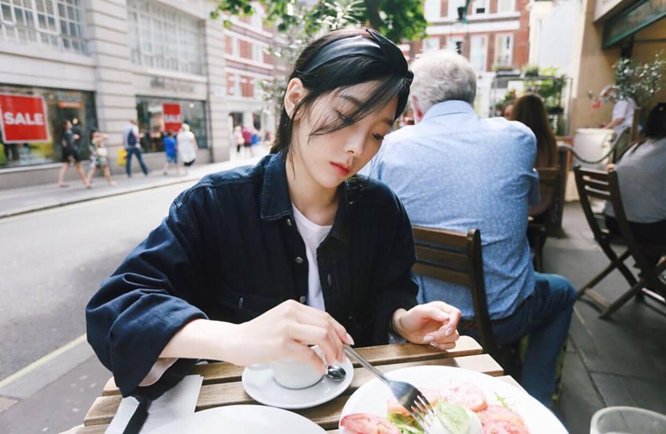 Dara diện phong cách cái bang - CL rườm rà nhất bảng street style Hàn tuần này-9