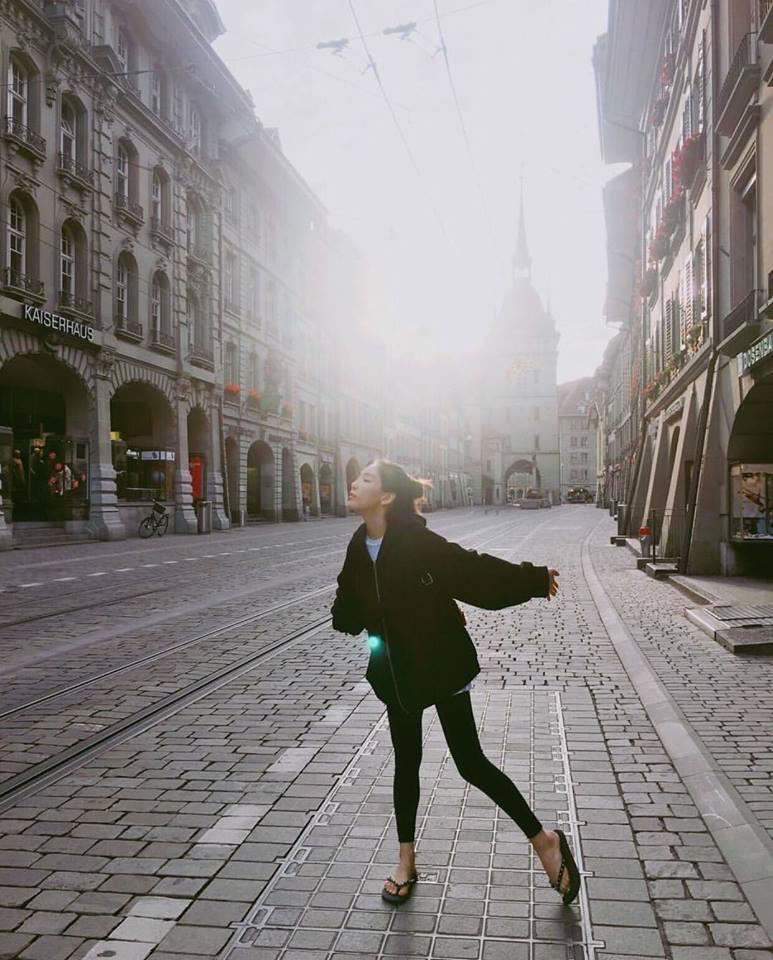 Dara diện phong cách cái bang - CL rườm rà nhất bảng street style Hàn tuần này-10