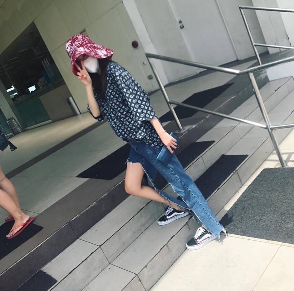 Dara diện phong cách cái bang - CL rườm rà nhất bảng street style Hàn tuần này-2