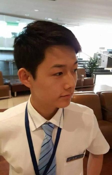 F5 bản sao người nổi tiếng náo loạn mạng xã hội năm 2017-10