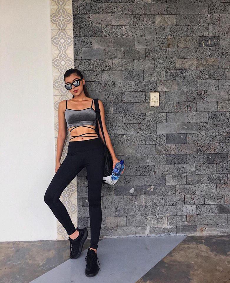 Bộ ba chân dài Tú Hảo - Ánh Quỳnh - Tường Linh đồng loạt khoe street style cực bắt mắt-5