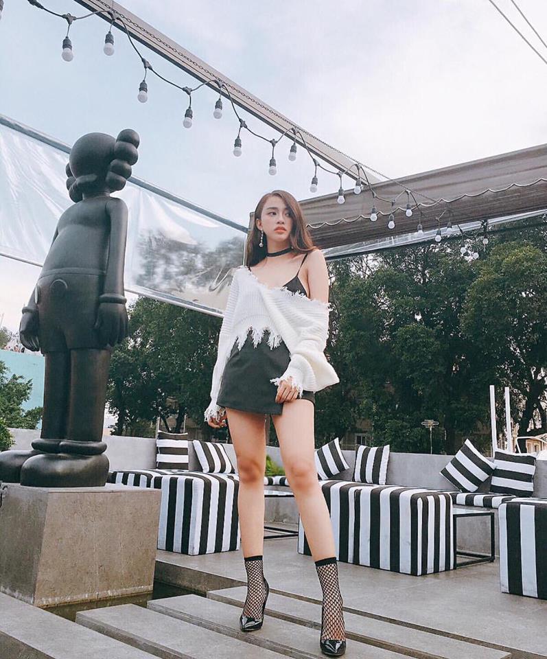 Bộ ba chân dài Tú Hảo - Ánh Quỳnh - Tường Linh đồng loạt khoe street style cực bắt mắt-11