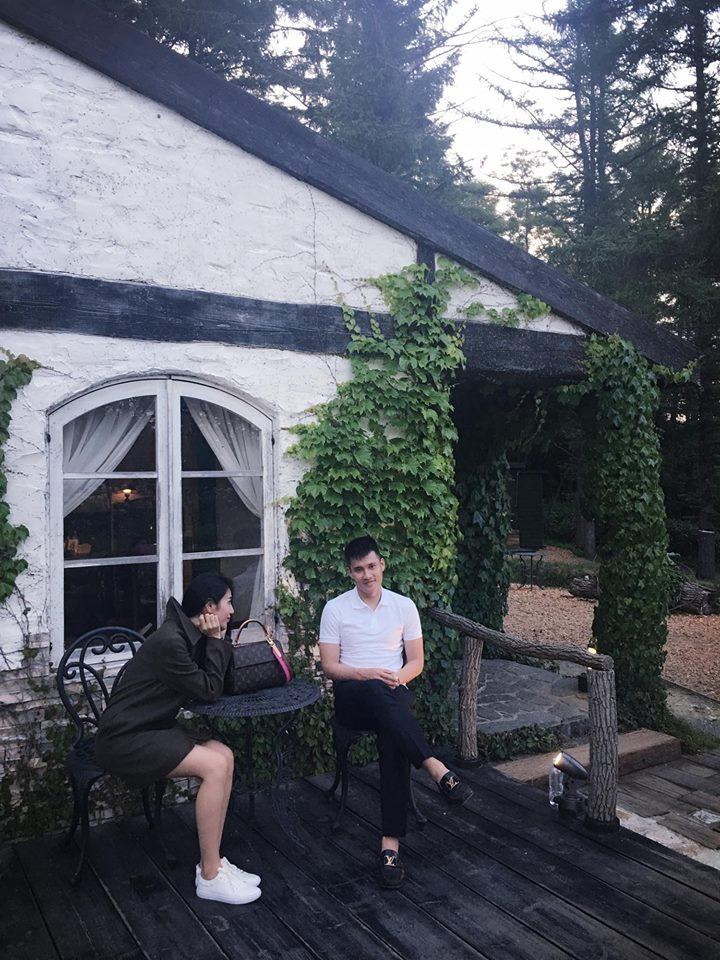 Hạnh phúc đi lên từ sóng gió của vợ chồng ngôi sao Thủy Tiên và Công Vinh-12