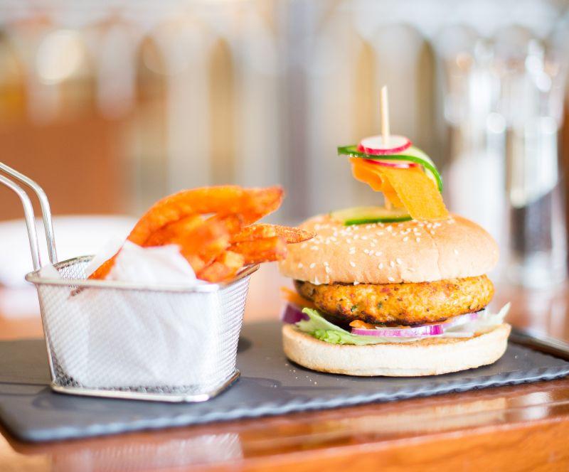 Top thực phẩm là kẻ thù của làn da-3