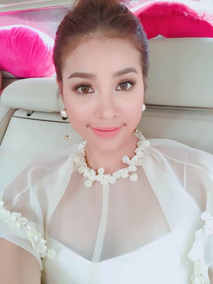 Tin sao Việt 9/9: Nhã Phương tươi rói tại nhà hàng của người yêu sau nghi án đường ai nấy bước-3