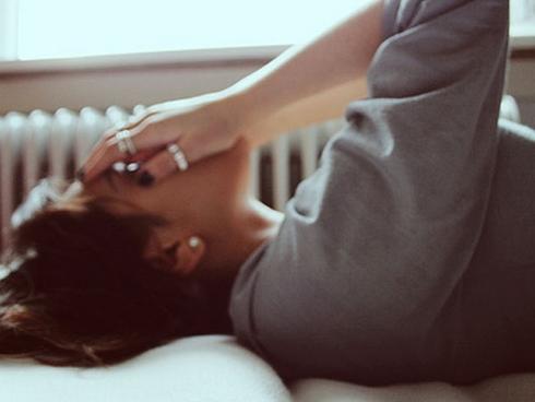 Chia tay rồi có nên làm bạn với người yêu cũ?