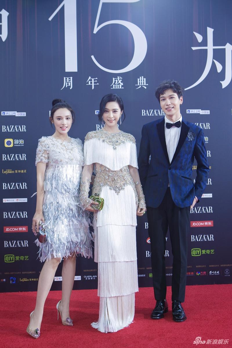 Phạm Băng Băng đẹp tựa nữ thần lấn át dàn sao Hoa ngữ tại sự kiện thảm đỏ-1