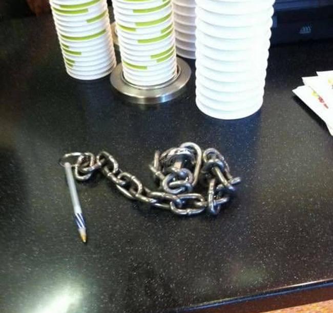 Muôn kiểu chống trộm khó đỡ trên khắp thế gian-10