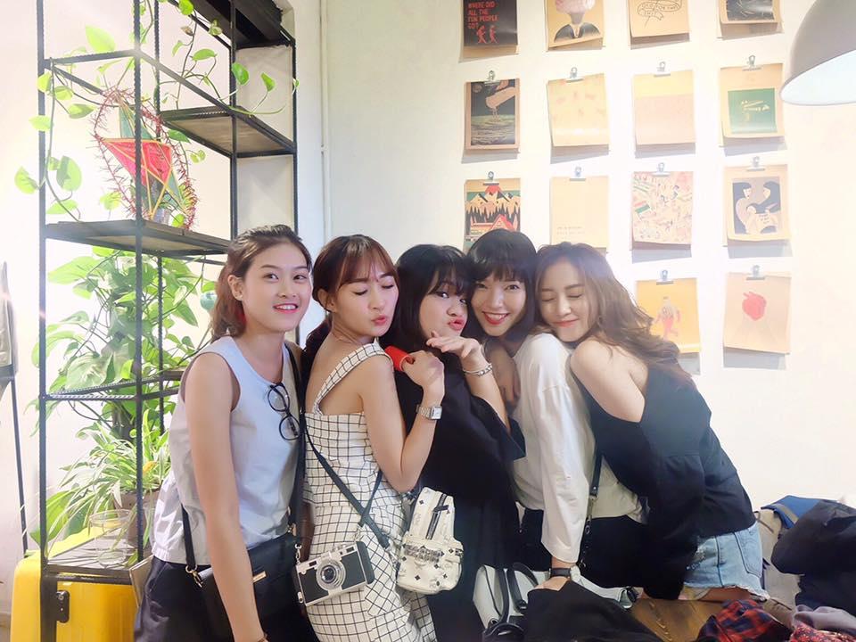 Hot girl - hot boy Việt 10/9: Khánh Linh trùng tu lại da mặt bằng phương pháp phi kim-9