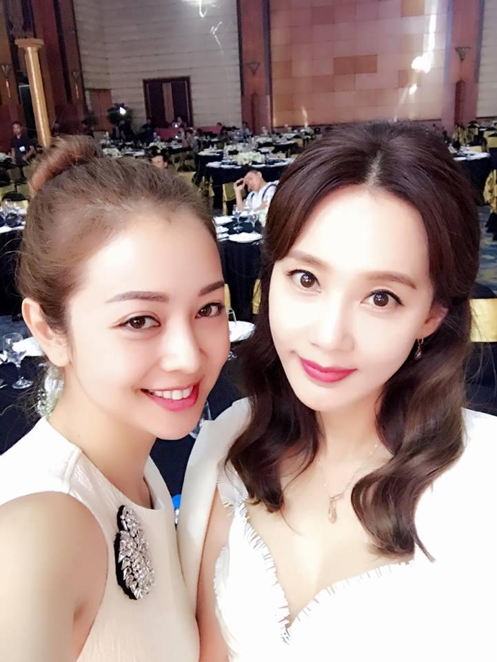 Tin sao Việt 10/9: Đàm Vĩnh Hưng lên tiếng vụ Hà Hồ bị chỉ trích đeo khẩu trang khi đi làm từ thiện-6