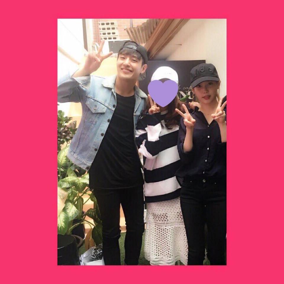 Sao Hàn 11/9: Cựu thành viên Wonder Girls thân mật với bạn nhảy nữ trên sân khấu-2