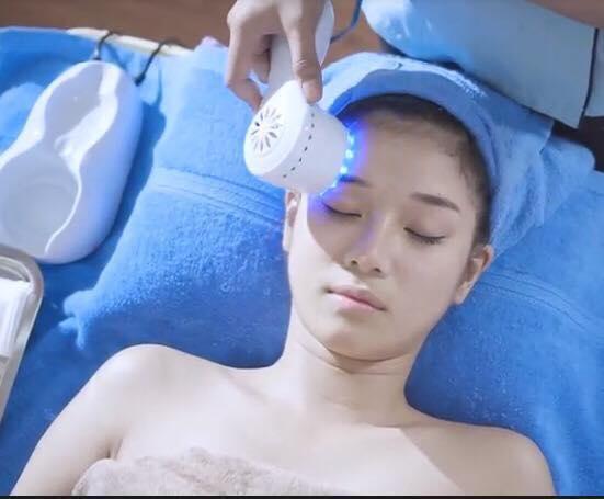 Hot girl - hot boy Việt 11/9: Stylist Hoàng Ku đốt mắt người nhìn khi khoe ảnh khỏa thân chơi đạp vịt-12