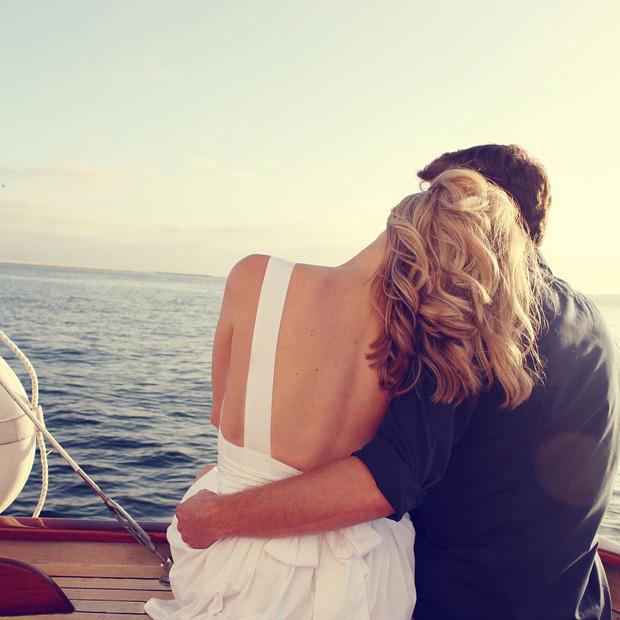 Lộn ruột vì người yêu cũ hát Vợ người ta, Đồi thông hai mộ trong đám cưới để... trả thù-2