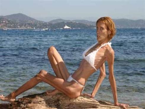 Người mẫu nặng gần 1 tạ lọt top 10 chân dài ‘cá kiếm’ khủng nhất năm 2017-11