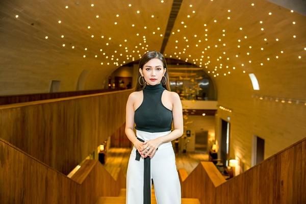 Sĩ Thanh vào vai nhà văn gợi cảm nhưng...lười biếng-3