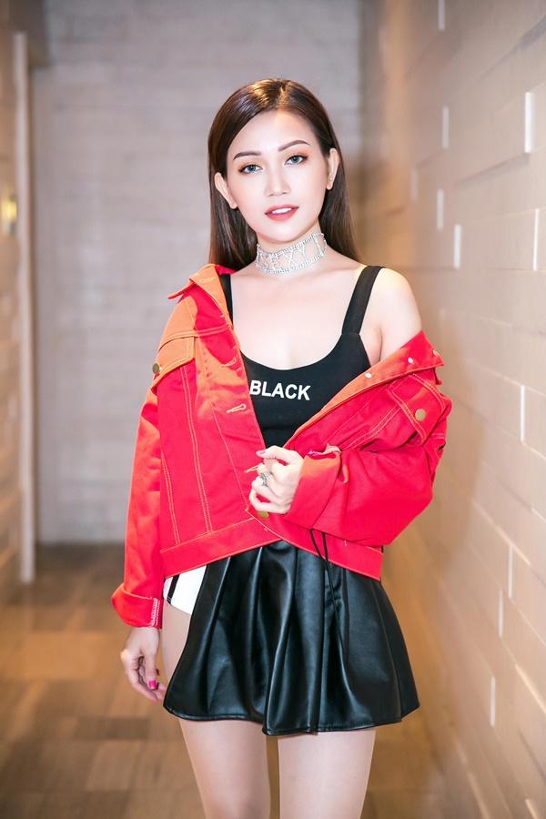 Sĩ Thanh vào vai nhà văn gợi cảm nhưng...lười biếng-5