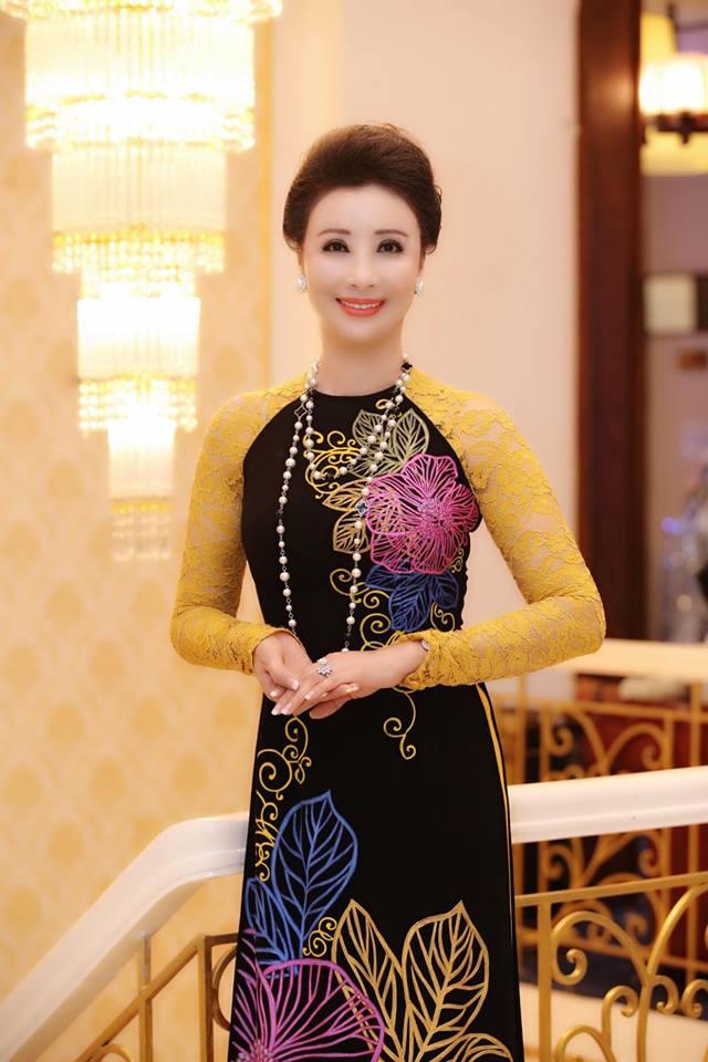 Vượt Hoa hậu Hoàn vũ Việt Nam, vương miện Hoa hậu Đại dương 2017 lên tới 3,2 tỷ đồng-3