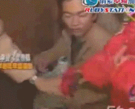 Scandal tạo hình nộm Triệu Vy vừa lắng, Lâm Tâm Như lại bị phát hiện giấu đồ chơi người lớn trong nhà-2