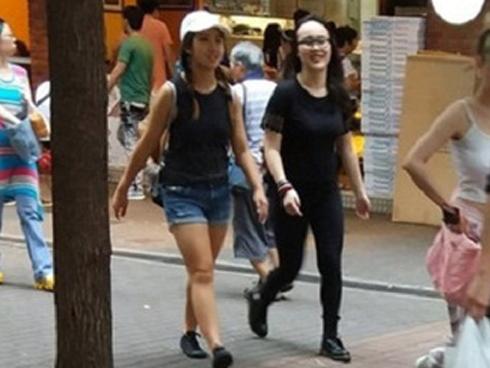 Chân dung ông trùm Hong Kong từng bắt Thành Long phải quỳ gối suốt hơn 1 tiếng-9