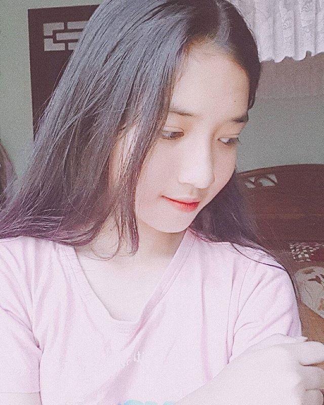 Dân mạng tìm kiếm ảnh trực diện của nữ sinh Huế có mũi cao như Tây-4