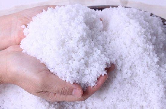 Phong thủy: Cách dùng muối khử năng lượng tiêu cực trong nhà - 2sao
