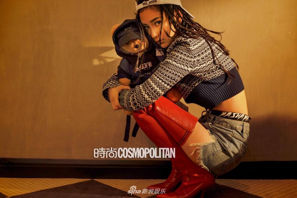 Chán hình ảnh ngọc nữ, Angela Baby phá cách với gu thời trang hip hop cá tính-9