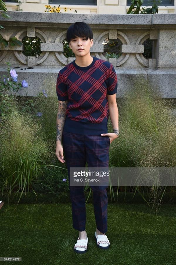 Park Shin Hye váy vóc điệu đà, Jessica Jung kín cổng cao tường tham dự NYFW-13