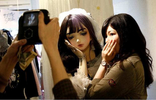 Chân dung búp bê sống tại Nhật Bản: Khi ranh giới giữa người và búp bê gần như bị xóa nhòa-3