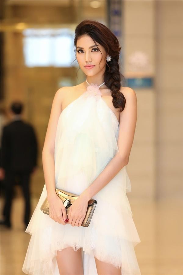 Điểm danh những gương mặt đình đám tham vọng đổi danh xưng từ siêu mẫu thành hoa hậu-13