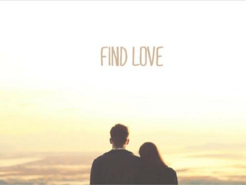 Đừng hy vọng có thể nhặt được tình yêu, cũng đừng mong cầu được ai đó bâng quơ nắm lấy