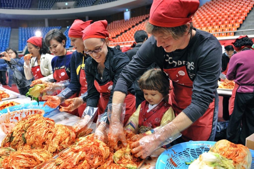 Hàn Quốc - thiên đường đỏ rực màu lá lúc thu sang-11