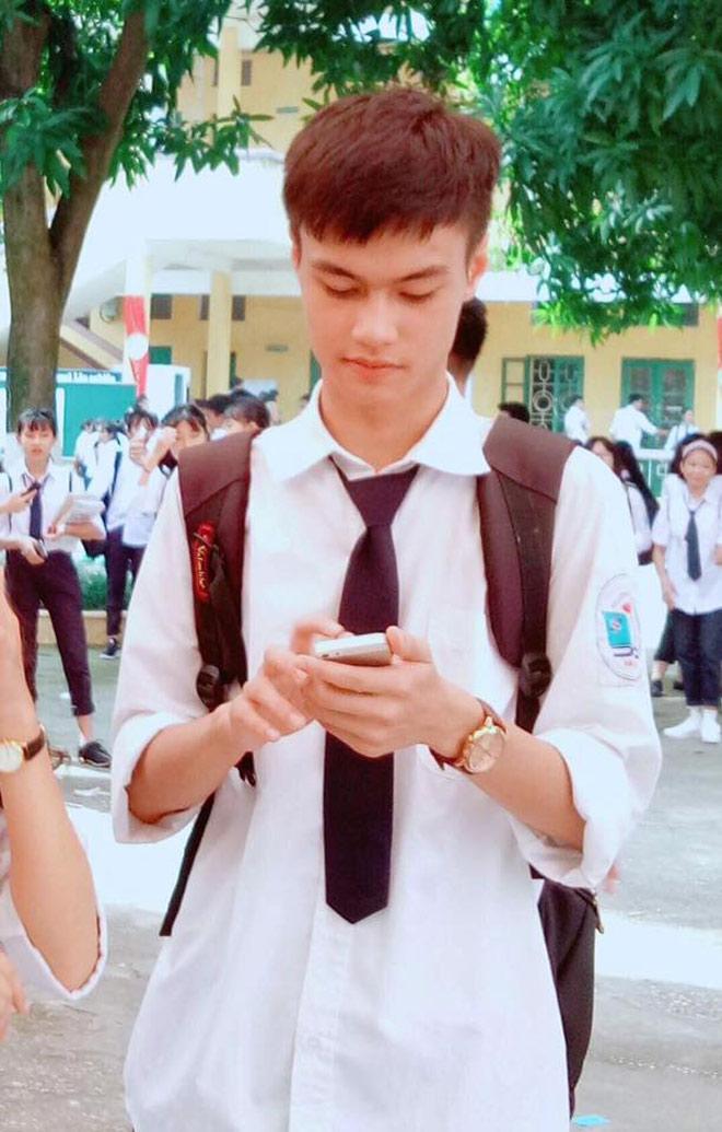 Thí sinh được phong thánh khóc trong cuộc thi mở màn Đường lên đỉnh Olympia-3