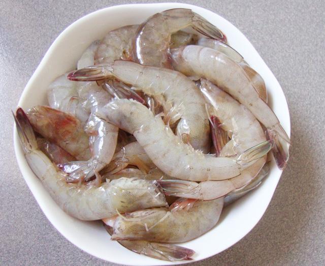 Tuyệt chiêu chế biến món súp tôm nước dừa kiểu Thái-1