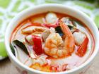 Tuyệt chiêu chế biến món súp tôm nước dừa kiểu Thái