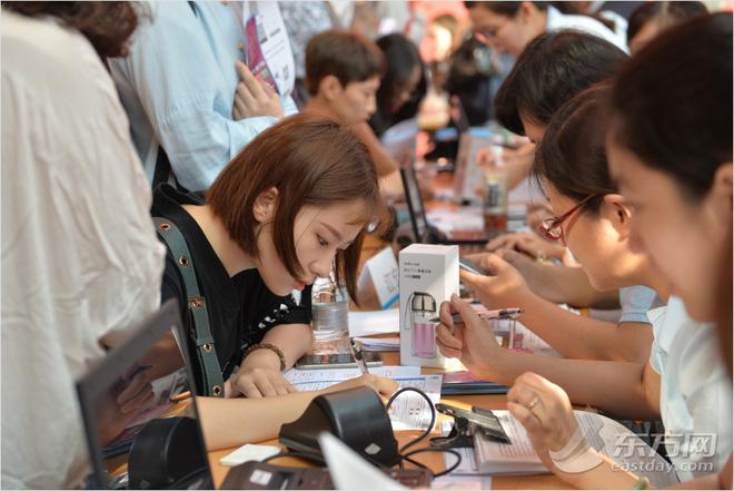 Ngày nhập học, lò đào tạo minh tinh hàng đầu Trung Quốc toàn thấy trai đẹp gái xinh-8